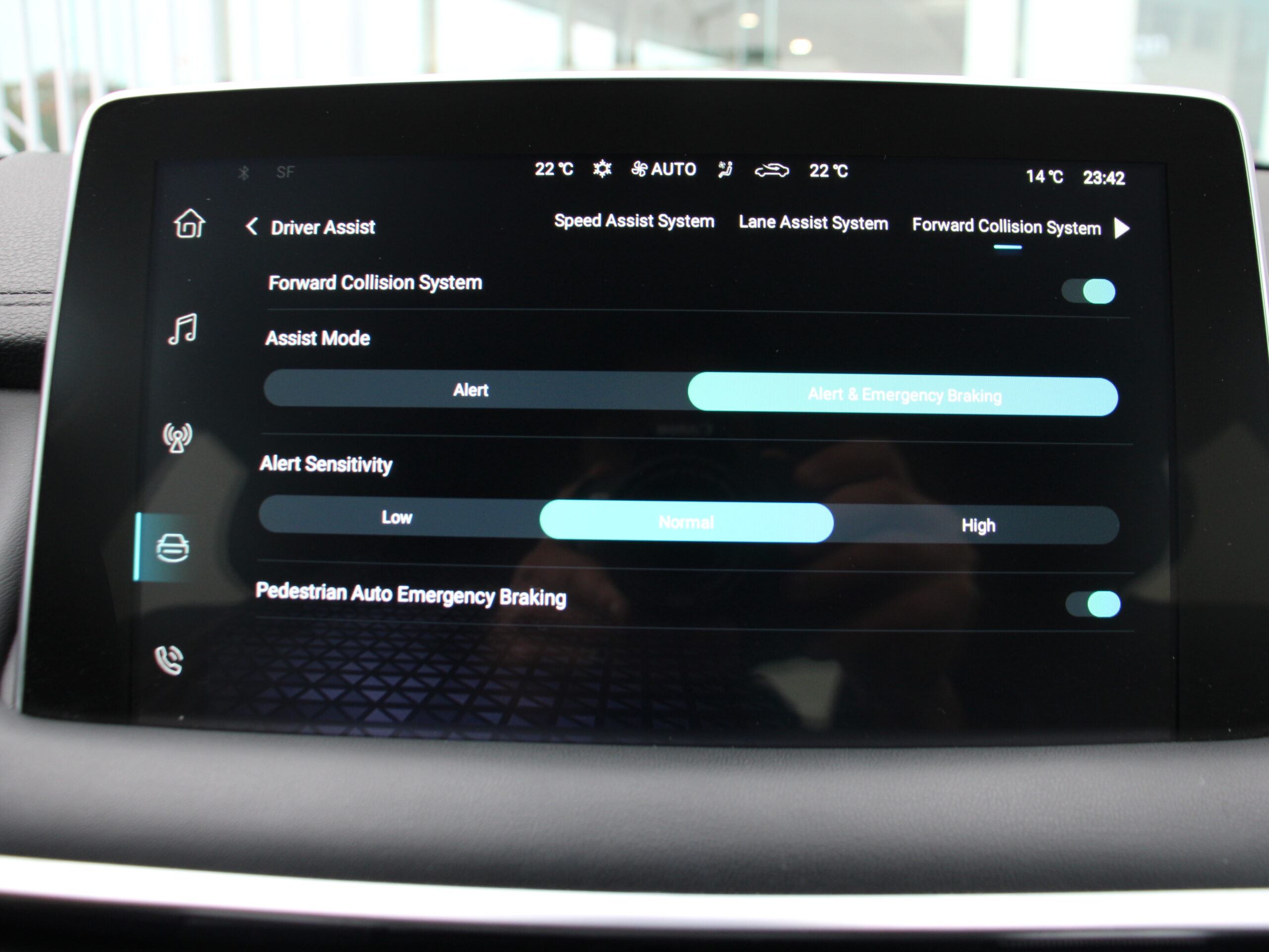 MG HS ICE 1.5T Automaat 162PK *CAM*APPLE/ANDROID*ZETELVERW*