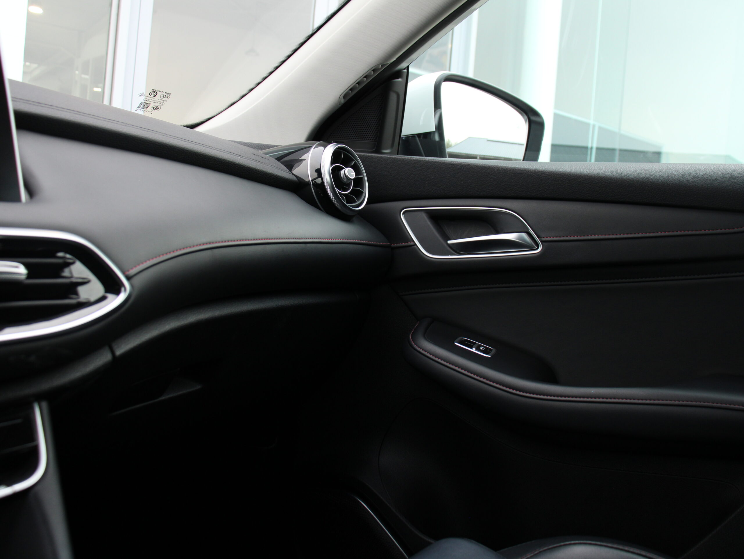 MG HS ICE 1.5T Automaat 162PK *CAM*APPLE/ANDROID*ZETELVERW*