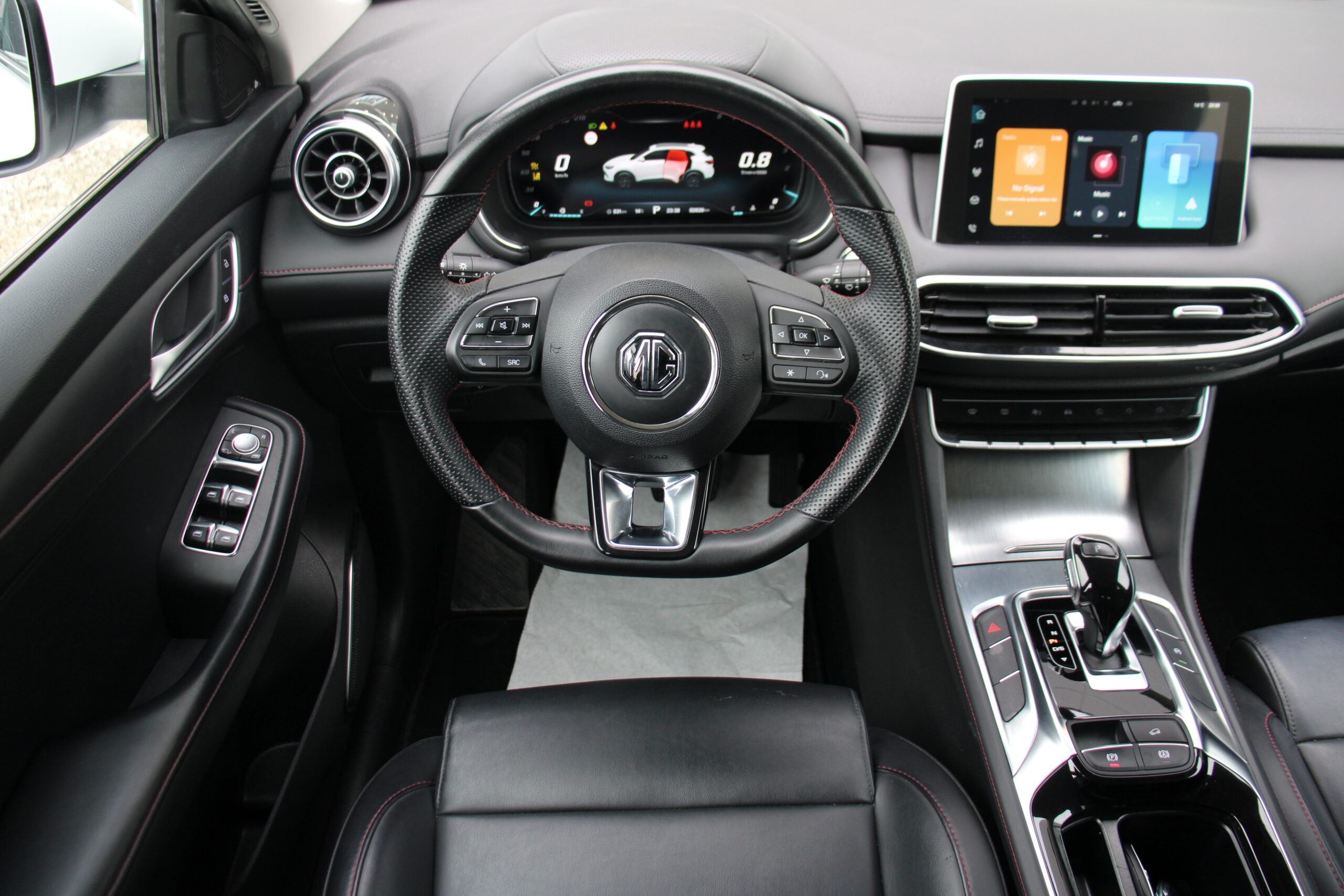 MG HS ICE 1.5T Automaat 162PK *CAM*APPLE/ANDROID*ZETELVERW*