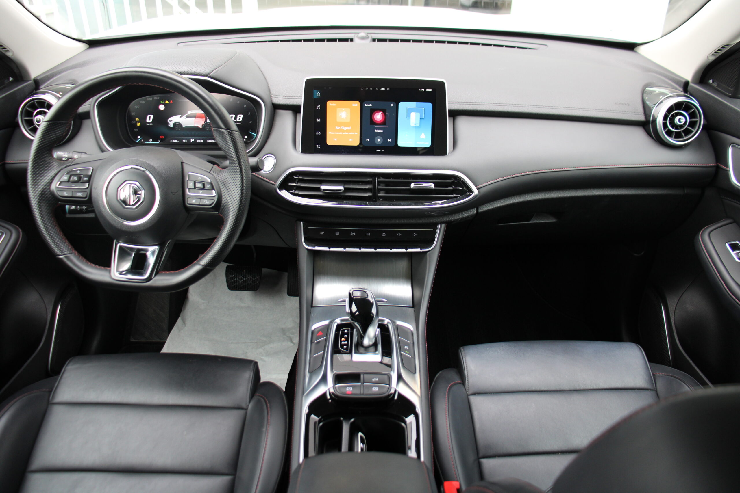 MG HS ICE 1.5T Automaat 162PK *CAM*APPLE/ANDROID*ZETELVERW*
