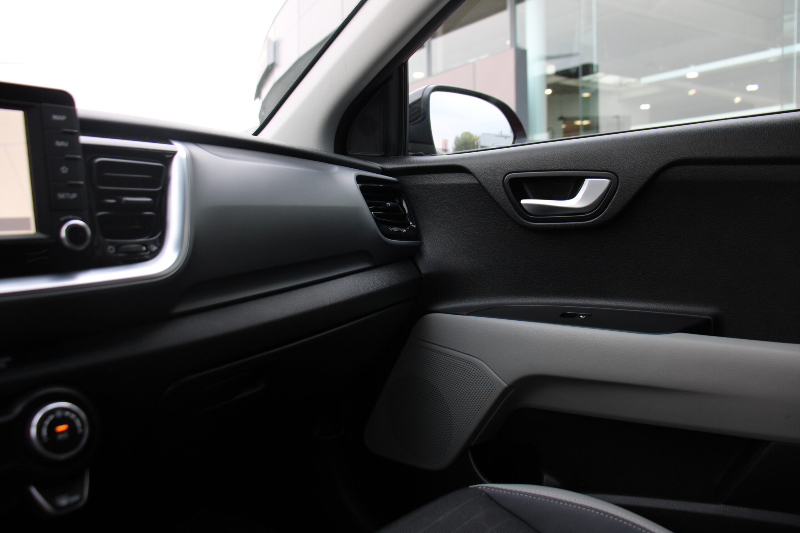KIA STONIC 1.0T Autom 120PK *CAM*APPLE/ANDROID*AFN.TREKHAAK*