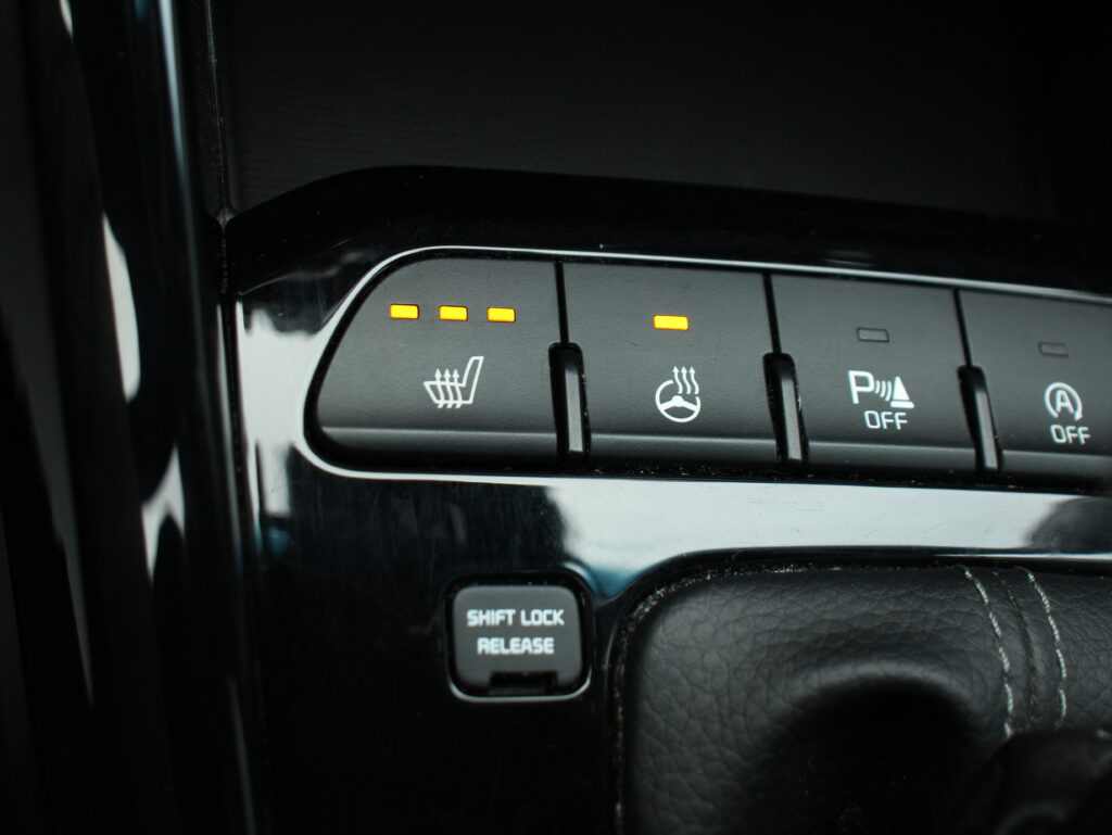 KIA STONIC 1.0T Autom 120PK *CAM*APPLE/ANDROID*AFN.TREKHAAK* - Afbeelding 28