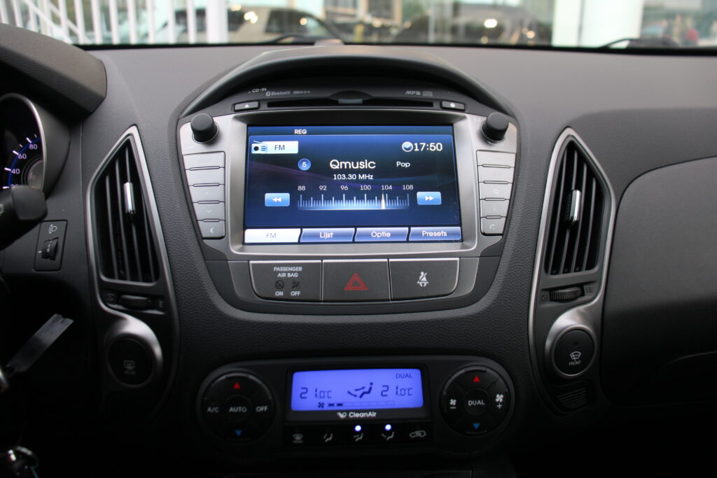 HYUNDAI IX35 1.7CRDi Go! 116PK *TREKHAAK*CAM*NAVI*CLIMATEC* - Afbeelding 36