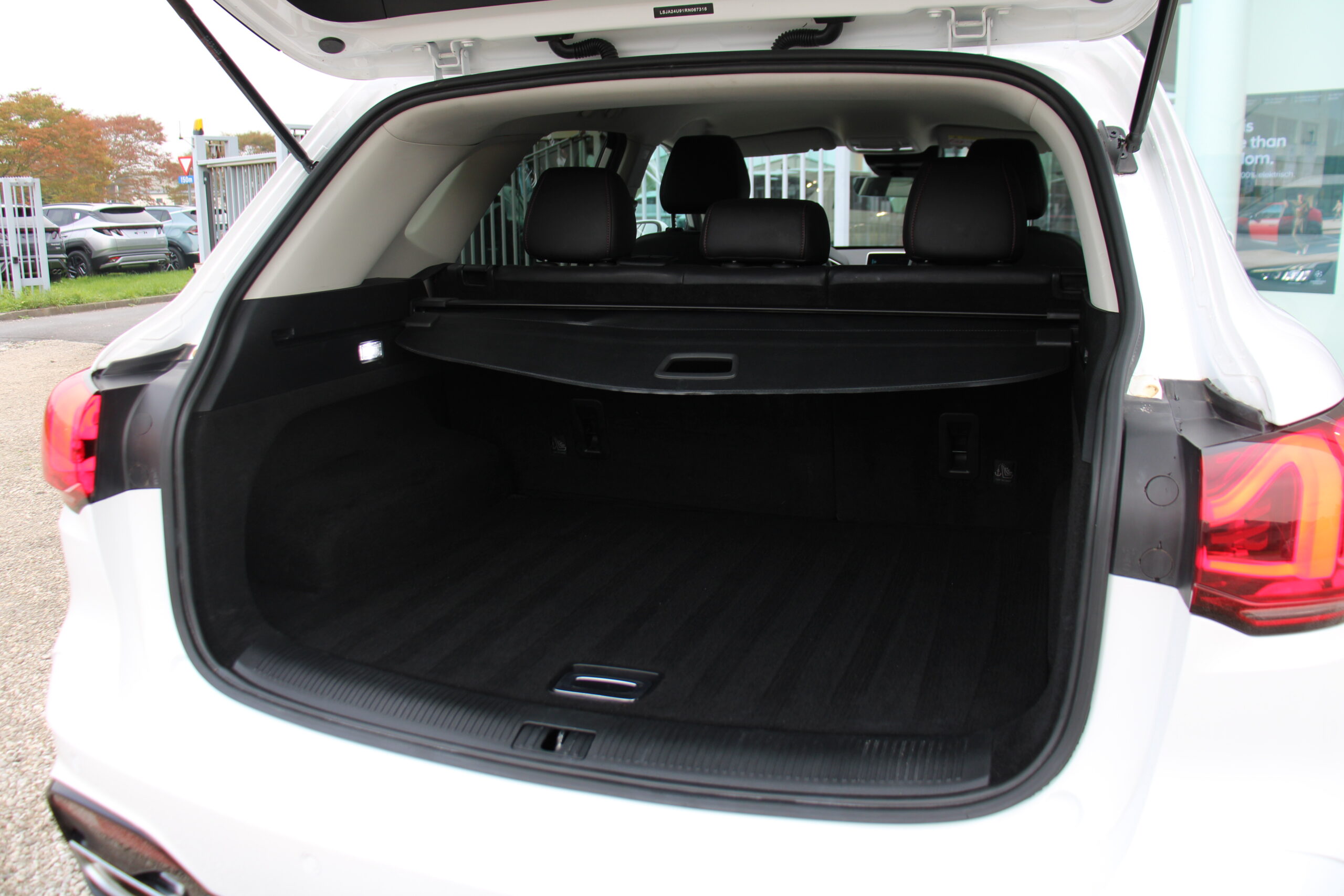 MG HS ICE 1.5T Automaat 162PK *CAM*APPLE/ANDROID*ZETELVERW*